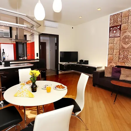 Morpurgo Apartment